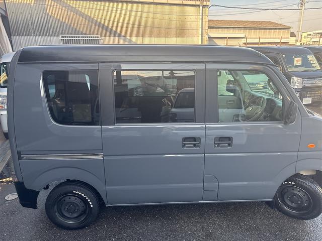 エブリイ PA グレー×ブラック2トーン塗装 社外LEDテールランプ流れるウインカー カーボン調ピラー ラプター塗装 OPTちょい上げリフトアップキット35mm OPT社外キーレスリモコン(32枚目)