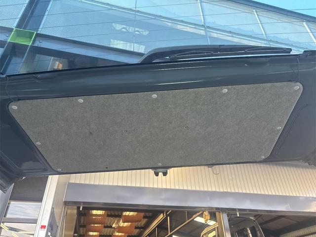 エブリイ PA グレー×ブラック2トーン塗装 社外LEDテールランプ流れるウインカー カーボン調ピラー ラプター塗装 OPTちょい上げリフトアップキット35mm OPT社外キーレスリモコン(46枚目)