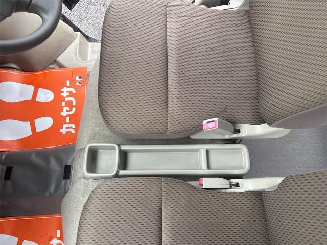 エブリイ PCリミテッド 4AT パートタイム4WD キーレス パワーウィンドウ 電動格納ミラー プライバシーガラス ABS CDステレオ ベンチシート フルフラット(65枚目)