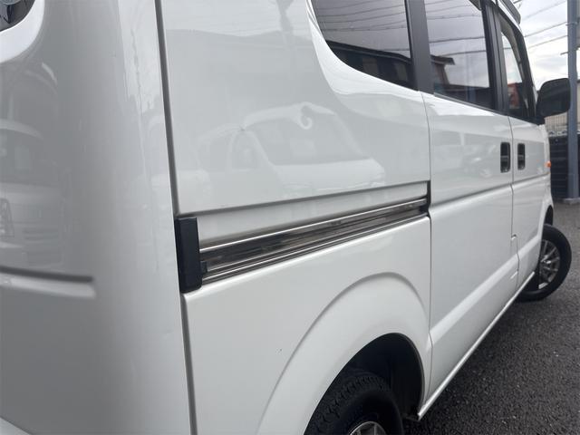 ＮＶ１００クリッパーバン ＤＸ　ハイルーフ　オートマ　タイミングチェーン　キーレスエントリー　フルフラットシート　ワンセグナビ　前後ドラレコ　リアガラスフィルム（28枚目）