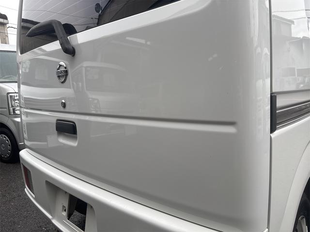 ＮＶ１００クリッパーバン ＤＸ　ハイルーフ　オートマ　タイミングチェーン　キーレスエントリー　フルフラットシート　ワンセグナビ　前後ドラレコ　リアガラスフィルム（29枚目）