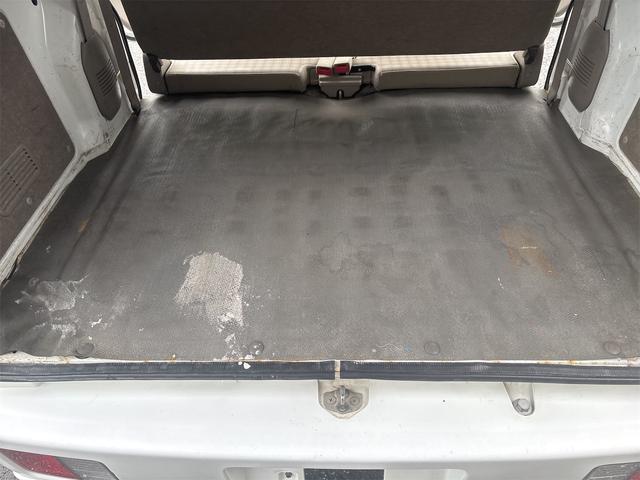 ＮＶ１００クリッパーバン ＤＸ　ハイルーフ　オートマ　タイミングチェーン　キーレスエントリー　フルフラットシート　ワンセグナビ　前後ドラレコ　リアガラスフィルム（40枚目）