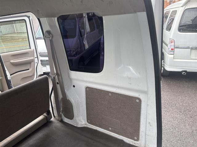 ＮＶ１００クリッパーバン ＤＸ　ハイルーフ　オートマ　タイミングチェーン　キーレスエントリー　フルフラットシート　ワンセグナビ　前後ドラレコ　リアガラスフィルム（43枚目）