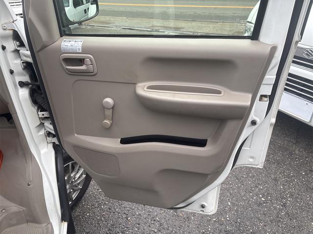 ＮＶ１００クリッパーバン ＤＸ　ハイルーフ　オートマ　タイミングチェーン　キーレスエントリー　フルフラットシート　ワンセグナビ　前後ドラレコ　リアガラスフィルム（49枚目）