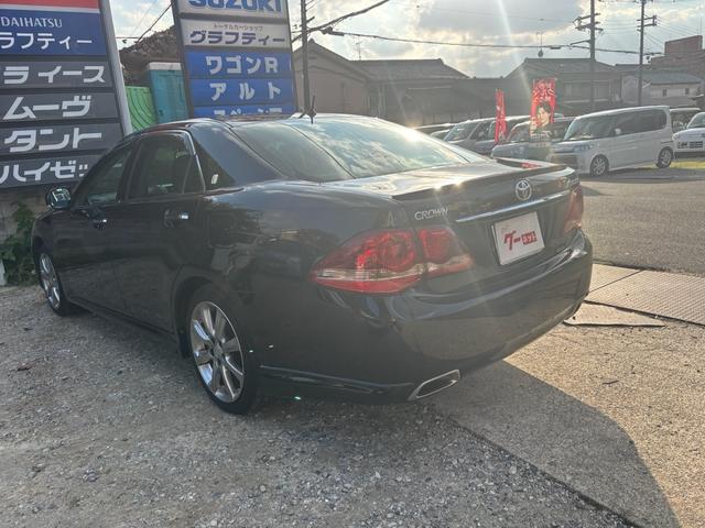 クラウン ３．５アスリート　アスリート・プッシュスタート・シートヒーター・パワーシート・オートライト・純正シートカバー・クルコン・純正ナビ・ＴＶ・ＥＴＣ・バックカメラ（6枚目）