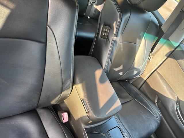 クラウン ３．５アスリート　アスリート・プッシュスタート・シートヒーター・パワーシート・オートライト・純正シートカバー・クルコン・純正ナビ・ＴＶ・ＥＴＣ・バックカメラ（26枚目）