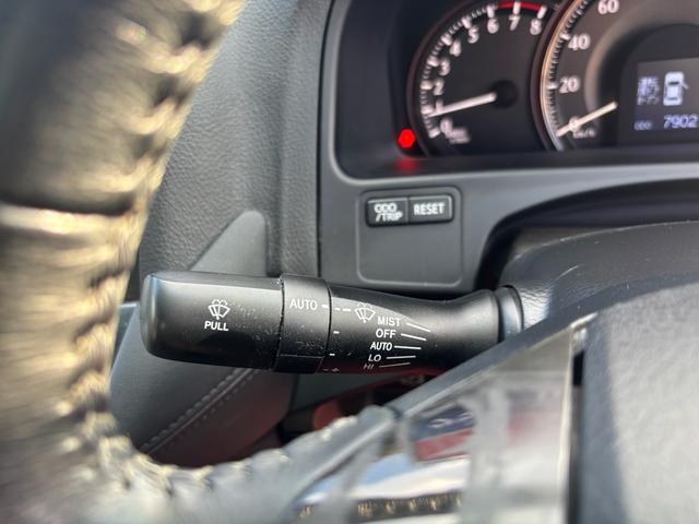 クラウン ３．５アスリート　アスリート・プッシュスタート・シートヒーター・パワーシート・オートライト・純正シートカバー・クルコン・純正ナビ・ＴＶ・ＥＴＣ・バックカメラ（37枚目）