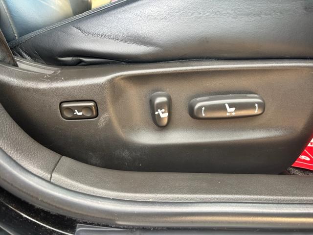 クラウン ３．５アスリート　アスリート・プッシュスタート・シートヒーター・パワーシート・オートライト・純正シートカバー・クルコン・純正ナビ・ＴＶ・ＥＴＣ・バックカメラ（49枚目）