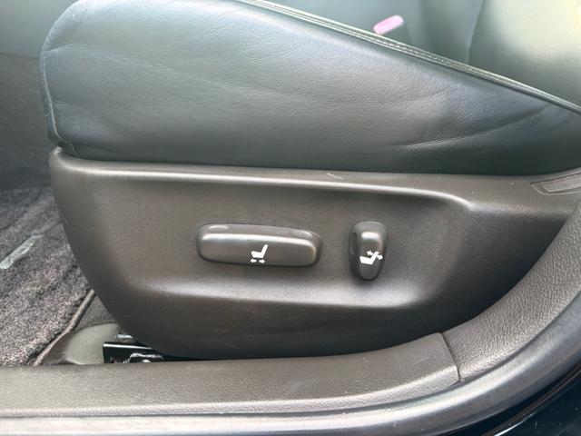 クラウン ３．５アスリート　アスリート・プッシュスタート・シートヒーター・パワーシート・オートライト・純正シートカバー・クルコン・純正ナビ・ＴＶ・ＥＴＣ・バックカメラ（50枚目）