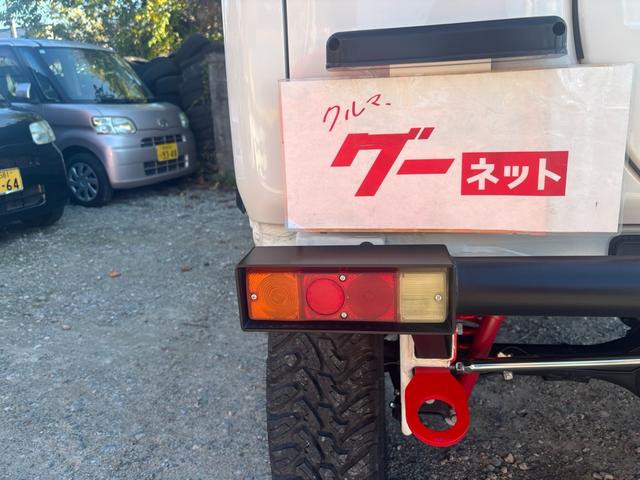 ジムニー ＸＧ　ワンオーナー・ターボ・ガレージ保管車・４ＷＤ・５ＭＴ・禁煙車・リフトアップ・外品マフラー・外品ホイル・ナビ・ＴＶ・Ｂｌｕｅｔｏｏｔｈオーディオ機能・シートカバー（28枚目）