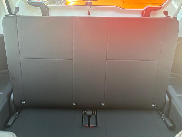 ジムニー ＸＧ　ワンオーナー・ターボ・ガレージ保管車・４ＷＤ・５ＭＴ・禁煙車・リフトアップ・外品マフラー・外品ホイル・ナビ・ＴＶ・Ｂｌｕｅｔｏｏｔｈオーディオ機能・シートカバー（35枚目）