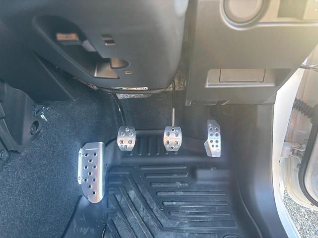 ジムニー ＸＧ　ワンオーナー・ターボ・ガレージ保管車・４ＷＤ・５ＭＴ・禁煙車・リフトアップ・外品マフラー・外品ホイル・ナビ・ＴＶ・Ｂｌｕｅｔｏｏｔｈオーディオ機能・シートカバー（49枚目）