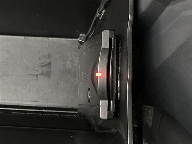ＸＳ　４ＷＤ　ワンセグ　メモリーナビ　衝突被害軽減システム　ＥＴＣ　両側電動スライド　ＨＩＤヘッドライト　アイドリングストップ(20枚目)