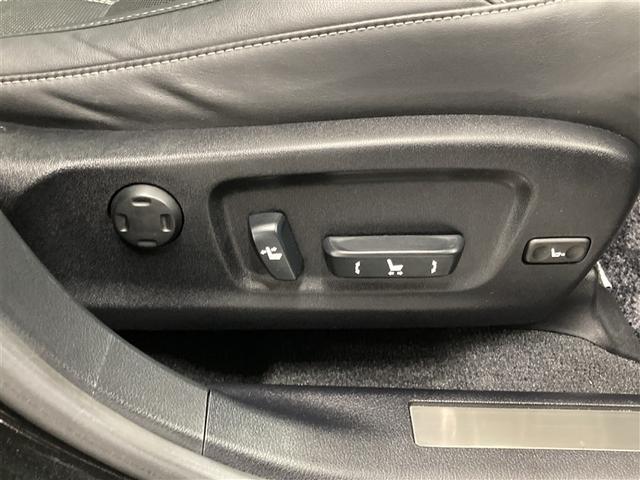ＲＸ ＲＸ４５０ｈ　バージョンＬ　革シート　サンルーフ　４ＷＤ　フルセグ　メモリーナビ　ＤＶＤ再生　ミュージックプレイヤー接続可　バックカメラ　衝突被害軽減システム　ＥＴＣ　ＬＥＤヘッドランプ　ワンオーナー（14枚目）