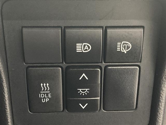 ランドクルーザープラド TX Lパッケージ 革シート サンルーフ 4WD フルセグ メモリーナビ DVD再生 ミュージックプレイヤー接続可 バックカメラ 衝突被害軽減システム ETC ドラレコ LEDヘッドランプ 乗車定員7人 3列シート(23枚目)