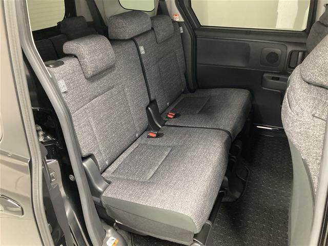 シエンタ Ｚ　ＤＶＤ再生　ミュージックプレイヤー接続可　後席モニター　バックカメラ　衝突被害軽減システム　ＥＴＣ　両側電動スライド　ＬＥＤヘッドランプ　ウオークスルー　乗車定員７人　３列シート　ワンオーナー（11枚目）