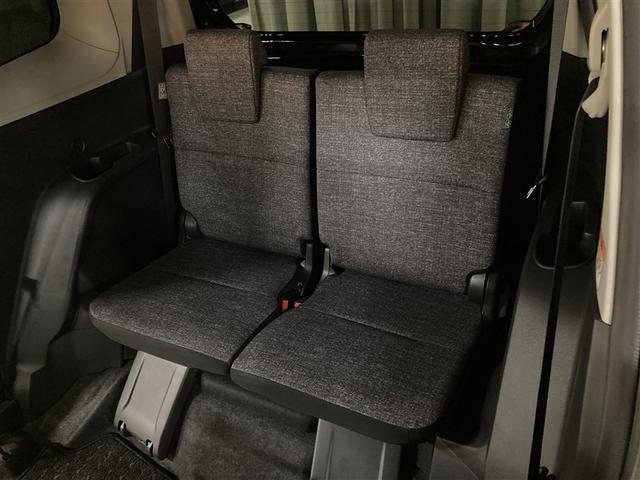 シエンタ Ｚ　ＤＶＤ再生　ミュージックプレイヤー接続可　後席モニター　バックカメラ　衝突被害軽減システム　ＥＴＣ　両側電動スライド　ＬＥＤヘッドランプ　ウオークスルー　乗車定員７人　３列シート　ワンオーナー（12枚目）