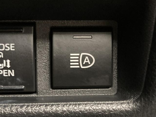 シエンタ Ｚ　ＤＶＤ再生　ミュージックプレイヤー接続可　後席モニター　バックカメラ　衝突被害軽減システム　ＥＴＣ　両側電動スライド　ＬＥＤヘッドランプ　ウオークスルー　乗車定員７人　３列シート　ワンオーナー（20枚目）