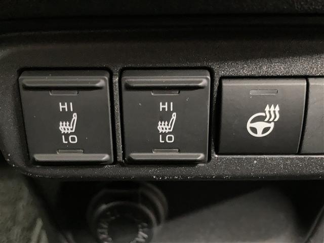 シエンタ Ｚ　ＤＶＤ再生　ミュージックプレイヤー接続可　後席モニター　バックカメラ　衝突被害軽減システム　ＥＴＣ　両側電動スライド　ＬＥＤヘッドランプ　ウオークスルー　乗車定員７人　３列シート　ワンオーナー（24枚目）