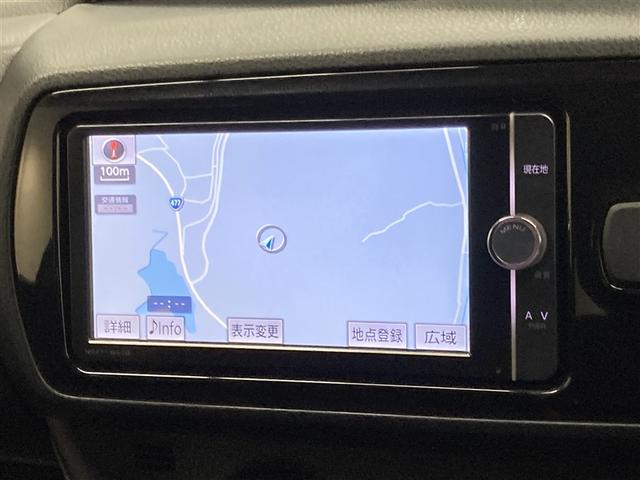 ヴィッツ Ｆ　フルセグ　メモリーナビ　ＤＶＤ再生　ミュージックプレイヤー接続可　バックカメラ　衝突被害軽減システム　ＥＴＣ（4枚目）