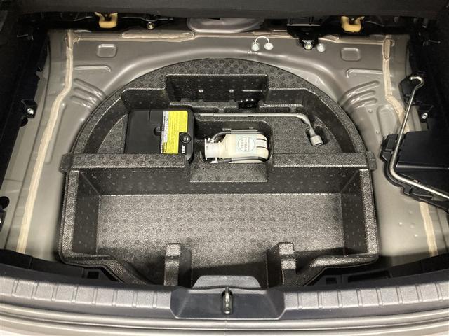 ヴィッツ Ｆ　フルセグ　メモリーナビ　ＤＶＤ再生　ミュージックプレイヤー接続可　バックカメラ　衝突被害軽減システム　ＥＴＣ（10枚目）