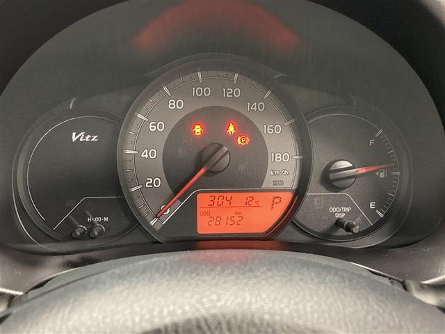 ヴィッツ Ｆ　フルセグ　メモリーナビ　ＤＶＤ再生　ミュージックプレイヤー接続可　バックカメラ　衝突被害軽減システム　ＥＴＣ（14枚目）