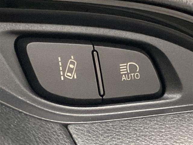 ヴィッツ Ｆ　フルセグ　メモリーナビ　ＤＶＤ再生　ミュージックプレイヤー接続可　バックカメラ　衝突被害軽減システム　ＥＴＣ（18枚目）