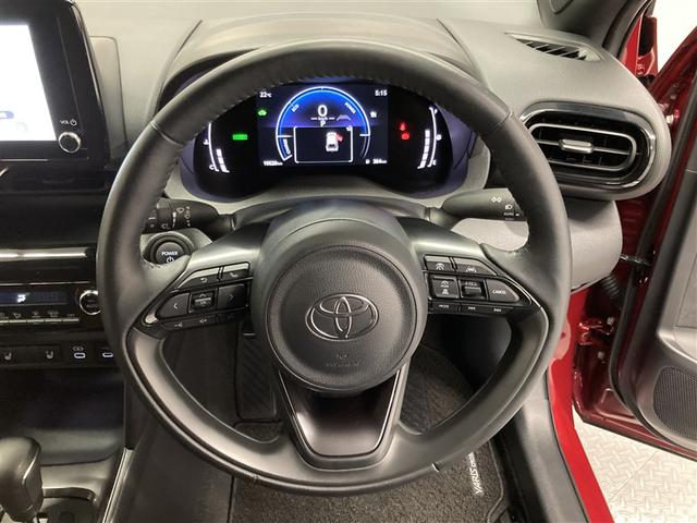 ヤリスクロス ハイブリッドＺ　アドベンチャー　ミュージックプレイヤー接続可　バックカメラ　衝突被害軽減システム　ＥＴＣ　ＬＥＤヘッドランプ　ワンオーナー（13枚目）