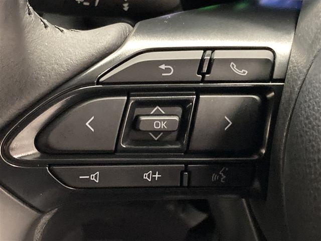 ヤリスクロス ハイブリッドＺ　アドベンチャー　ミュージックプレイヤー接続可　バックカメラ　衝突被害軽減システム　ＥＴＣ　ＬＥＤヘッドランプ　ワンオーナー（16枚目）