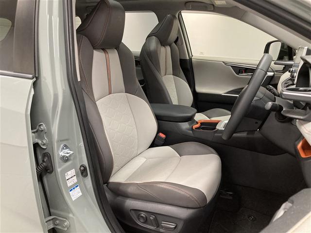 ＲＡＶ４ アドベンチャー　サンルーフ　４ＷＤ　ミュージックプレイヤー接続可　バックカメラ　衝突被害軽減システム　ＥＴＣ　ドラレコ　ＬＥＤヘッドランプ（11枚目）