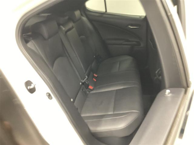 ＵＸ ＵＸ２５０ｈ　バージョンＣ　サンルーフ　フルセグ　メモリーナビ　ＤＶＤ再生　ミュージックプレイヤー接続可　バックカメラ　衝突被害軽減システム　ＥＴＣ　ＬＥＤヘッドランプ（17枚目）