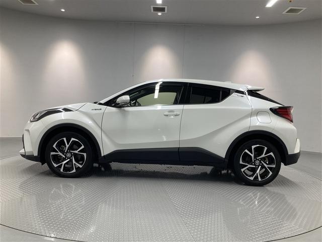 Ｃ－ＨＲ Ｇ　革シート　ミュージックプレイヤー接続可　バックカメラ　衝突被害軽減システム　ＥＴＣ　ＬＥＤヘッドランプ（5枚目）