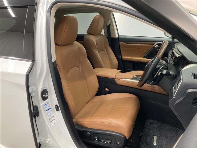 ＲＸ ＲＸ３００　バージョンＬ　革シート　サンルーフ　４ＷＤ　フルセグ　メモリーナビ　ＤＶＤ再生　ミュージックプレイヤー接続可　バックカメラ　衝突被害軽減システム　ＥＴＣ　ＬＥＤヘッドランプ　アイドリングストップ（13枚目）