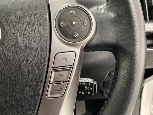 プリウスα Ｇ　フルセグ　メモリーナビ　ＤＶＤ再生　ミュージックプレイヤー接続可　バックカメラ　衝突被害軽減システム　ＥＴＣ　ＬＥＤヘッドランプ　ワンオーナー（17枚目）