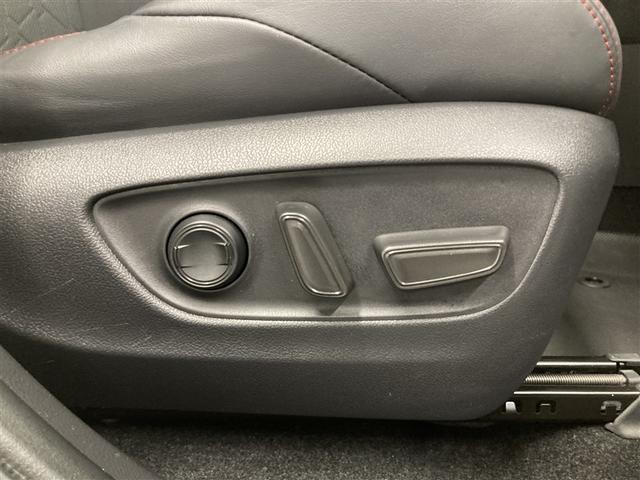 RAV4 ハイブリッドアドベンチャー オフロードパッケージII 4WD ミュージックプレイヤー接続可 バックカメラ 衝突被害軽減システム ETC ドラレコ LEDヘッドランプ ワンオーナー(11枚目)