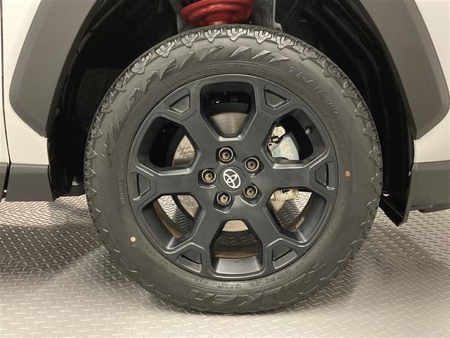 RAV4 ハイブリッドアドベンチャー オフロードパッケージII 4WD ミュージックプレイヤー接続可 バックカメラ 衝突被害軽減システム ETC ドラレコ LEDヘッドランプ ワンオーナー(32枚目)