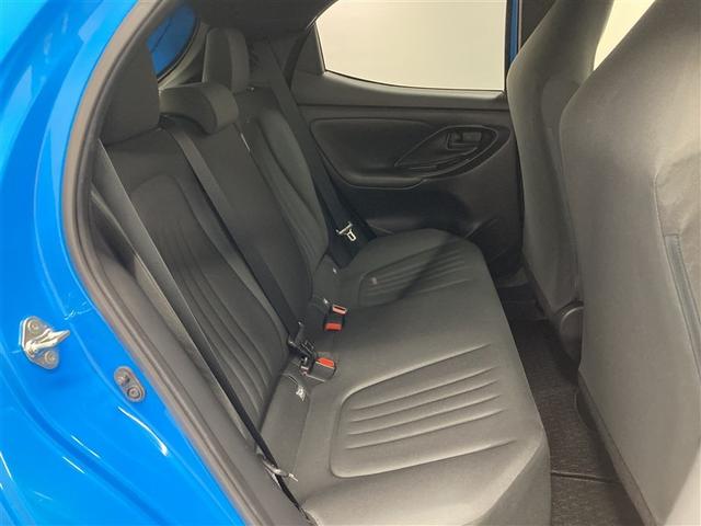 ヤリス X ミュージックプレイヤー接続可 バックカメラ 衝突被害軽減システム ワンオーナー(11枚目)