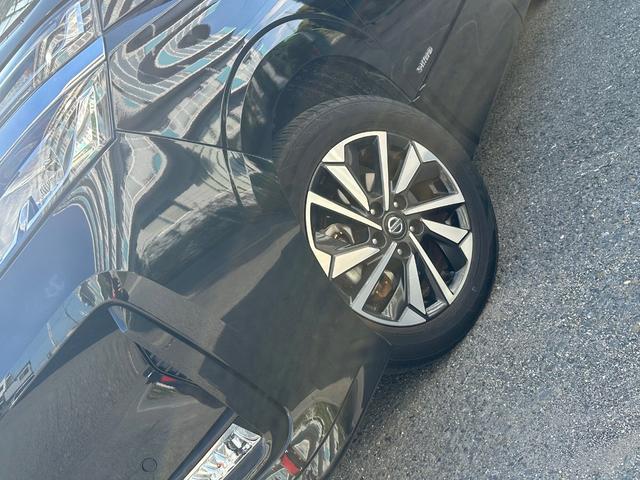 セレナ ハイウェイスターＶ　大画面ナビ　　ＴＶ　プロパイロット　バックカメラ　全周囲カメラ　インテリジェントルームミラー　両側ハンズフリーオートスライドドア　　ＬＥＤヘッド（8枚目）