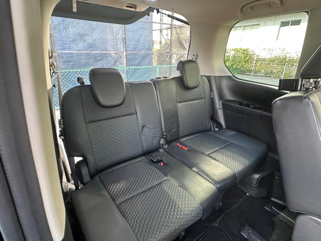 セレナ ハイウェイスターＶ　大画面ナビ　　ＴＶ　プロパイロット　バックカメラ　全周囲カメラ　インテリジェントルームミラー　両側ハンズフリーオートスライドドア　　ＬＥＤヘッド（14枚目）