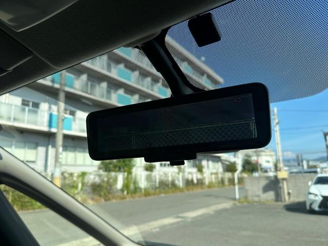 セレナ ハイウェイスターＶ　大画面ナビ　　ＴＶ　プロパイロット　バックカメラ　全周囲カメラ　インテリジェントルームミラー　両側ハンズフリーオートスライドドア　　ＬＥＤヘッド（23枚目）