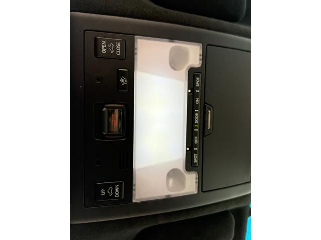 ＬＳ ＬＳ６００ｈ　Ｆスポーツ　サンルーフ　黒革シート　パワーシート　シートヒーター＆エアーシート　レーダークルーズ　ＢＳＭ　純正ＨＤＤナビ　フルセグＴＶ　Ｂカメラ　ＥＴＣ　ドラレコ　ステアリングヒーター　パワートランク（12枚目）