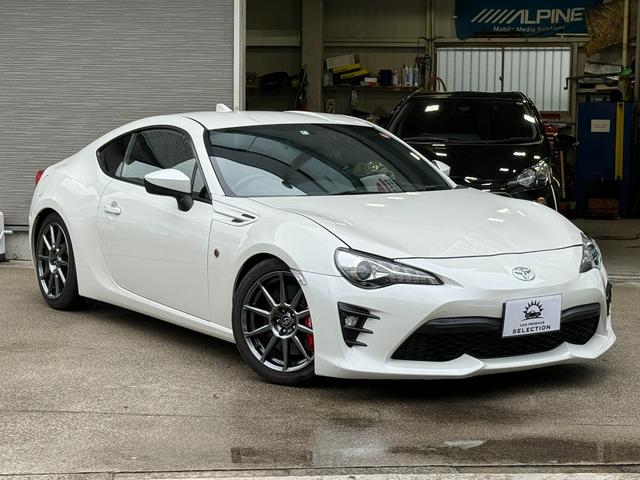 ８６ ＧＴ　ＴＥＩＮ車高調　純正ブレンボブレーキ　純正ＳＤナビ　フルセグＴＶ　Ｂカメラ　ＥＴＣ　ステアリモコン　スマートキー　クルーズコントロール　ＬＥＤヘッドライト　ＬＥＤフォグ　純正１７アルミ（26枚目）