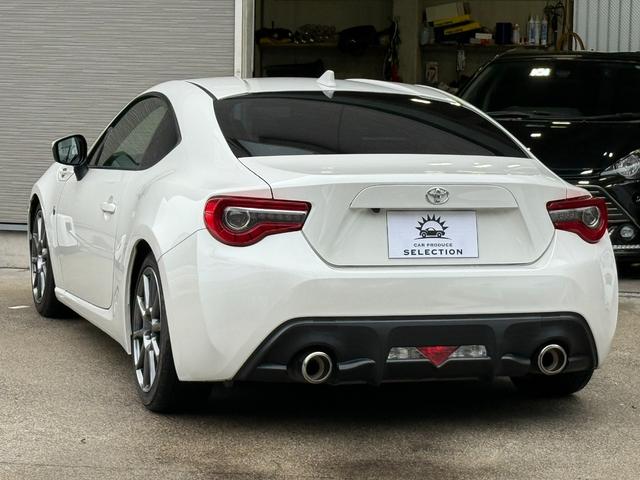 ８６ ＧＴ　ＴＥＩＮ車高調　純正ブレンボブレーキ　純正ＳＤナビ　フルセグＴＶ　Ｂカメラ　ＥＴＣ　ステアリモコン　スマートキー　クルーズコントロール　ＬＥＤヘッドライト　ＬＥＤフォグ　純正１７アルミ（33枚目）