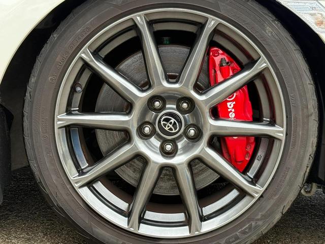 ８６ ＧＴ　ＴＥＩＮ車高調　純正ブレンボブレーキ　純正ＳＤナビ　フルセグＴＶ　Ｂカメラ　ＥＴＣ　ステアリモコン　スマートキー　クルーズコントロール　ＬＥＤヘッドライト　ＬＥＤフォグ　純正１７アルミ（40枚目）