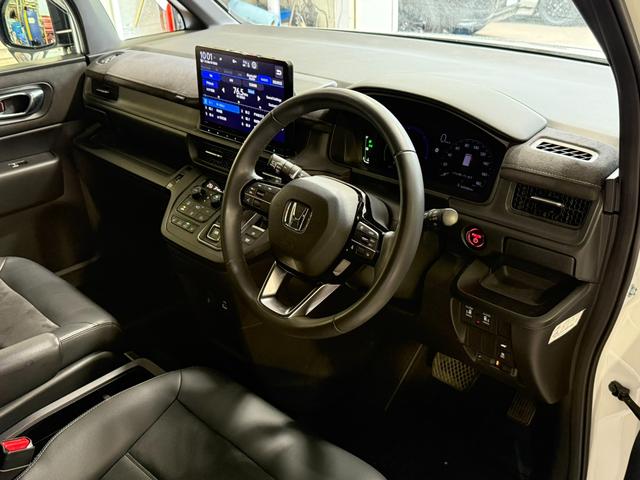 ステップワゴン ｅ：ＨＥＶスパーダ　プレミアムライン（4枚目）