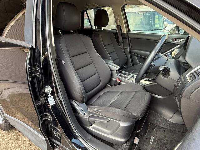 ＣＸ－５ ＸＤ　プロアクティブ　セーフティクルーズパッケージ　純正ナビ　フルセグＴＶ　ＤＶＤ　ＢＯＳＥサウンド　バック＆サイドカメラ　ＥＴＣ　ドラレコ　スマートキー　ＬＥＤヘッドライト　ＦＯＧランプ　純正１７インチアルミ（6枚目）