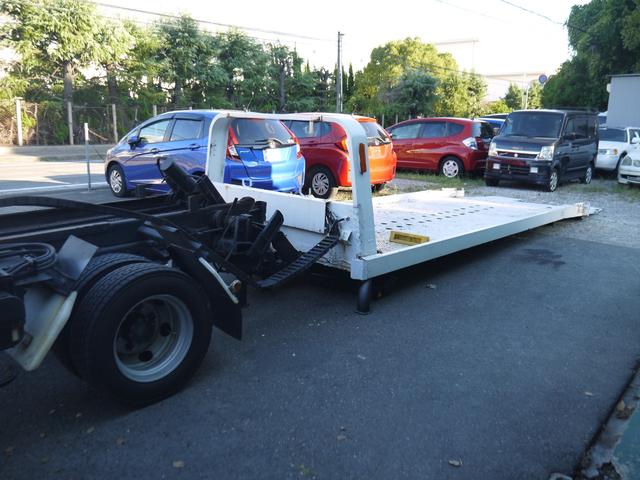 キャンター 超ロングＤＸターボ　積載車　荷台極東フルフラット　荷台リモコン有　積載２９５０ｋｇ　６速　ディーゼルターボ　記録簿／１２ヵ月記録１５枚以上有り（6枚目）