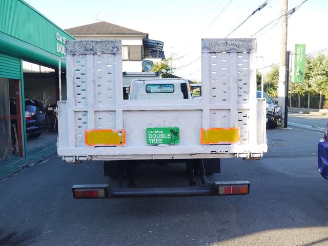 キャンター 超ロングＤＸターボ　積載車　荷台極東フルフラット　荷台リモコン有　積載２９５０ｋｇ　６速　ディーゼルターボ　記録簿／１２ヵ月記録１５枚以上有り（12枚目）