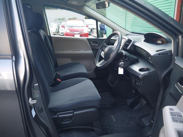 フリード フレックス ジャストセレクション 1年保証付き 電動スライドドア 純正エアロ 地デジTV ナビ 携帯リンク バックカメラ HIDオートライト 安全ボディ 禁煙車 キーレス ABS 電格ミラー ウォークスルー Wエアーバック(13枚目)