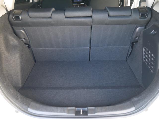 フィットハイブリッド Fパッケージ 2年保証付き 衝突軽減ブレーキ スマートキー プッシュスタート 地デジTV ナビ Bluetooth対応 バックカメラ HIDオートライト 安全ボディ 禁煙車 ABS 電格ミラー Wエアーバック(13枚目)